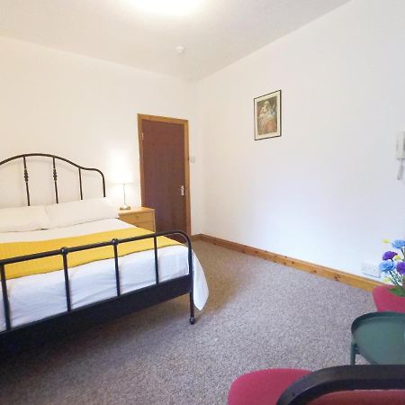 Appartement Carnation Flat A In Wembley à Londres Extérieur photo
