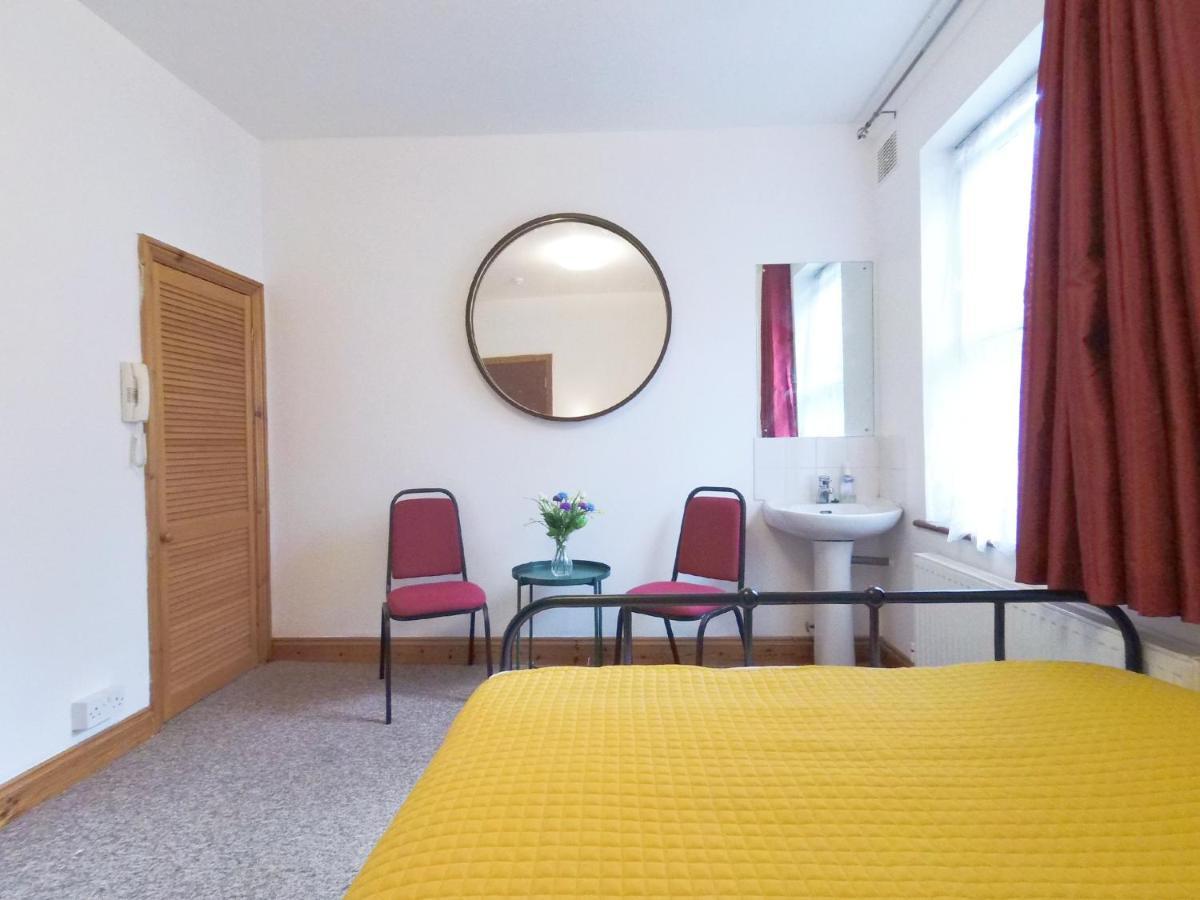 Appartement Carnation Flat A In Wembley à Londres Extérieur photo