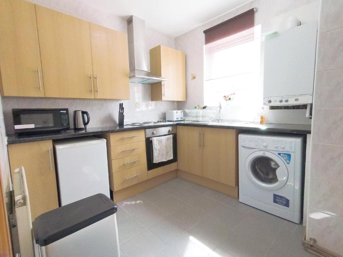Appartement Carnation Flat A In Wembley à Londres Extérieur photo